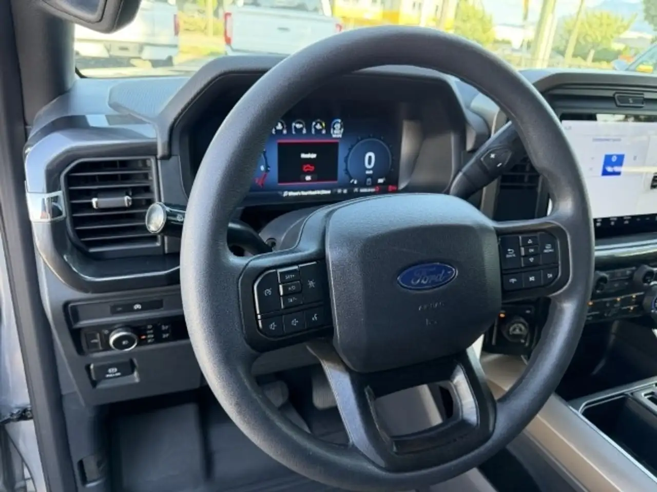 Ford F-150 - Image 17