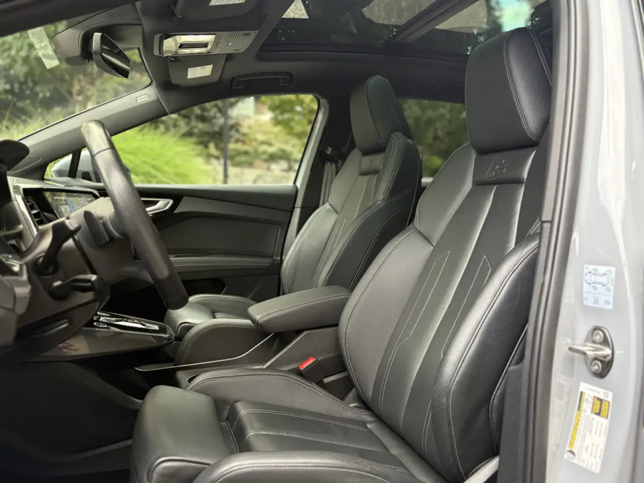 Audi Q4 e-tron - Image 12