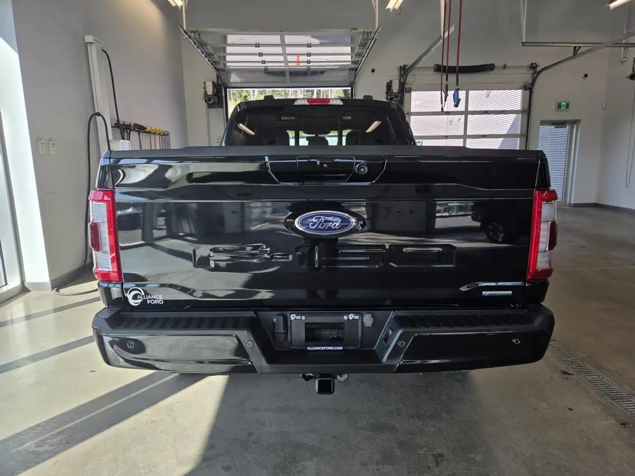 Ford F-150 - Image 5