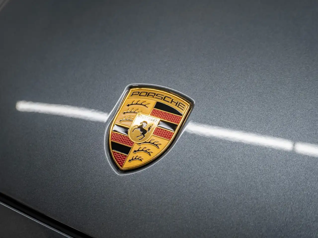 Porsche Cayenne - Image 11