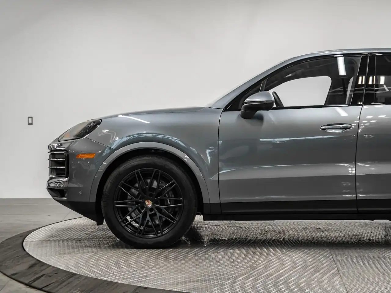Porsche Cayenne - Image 9