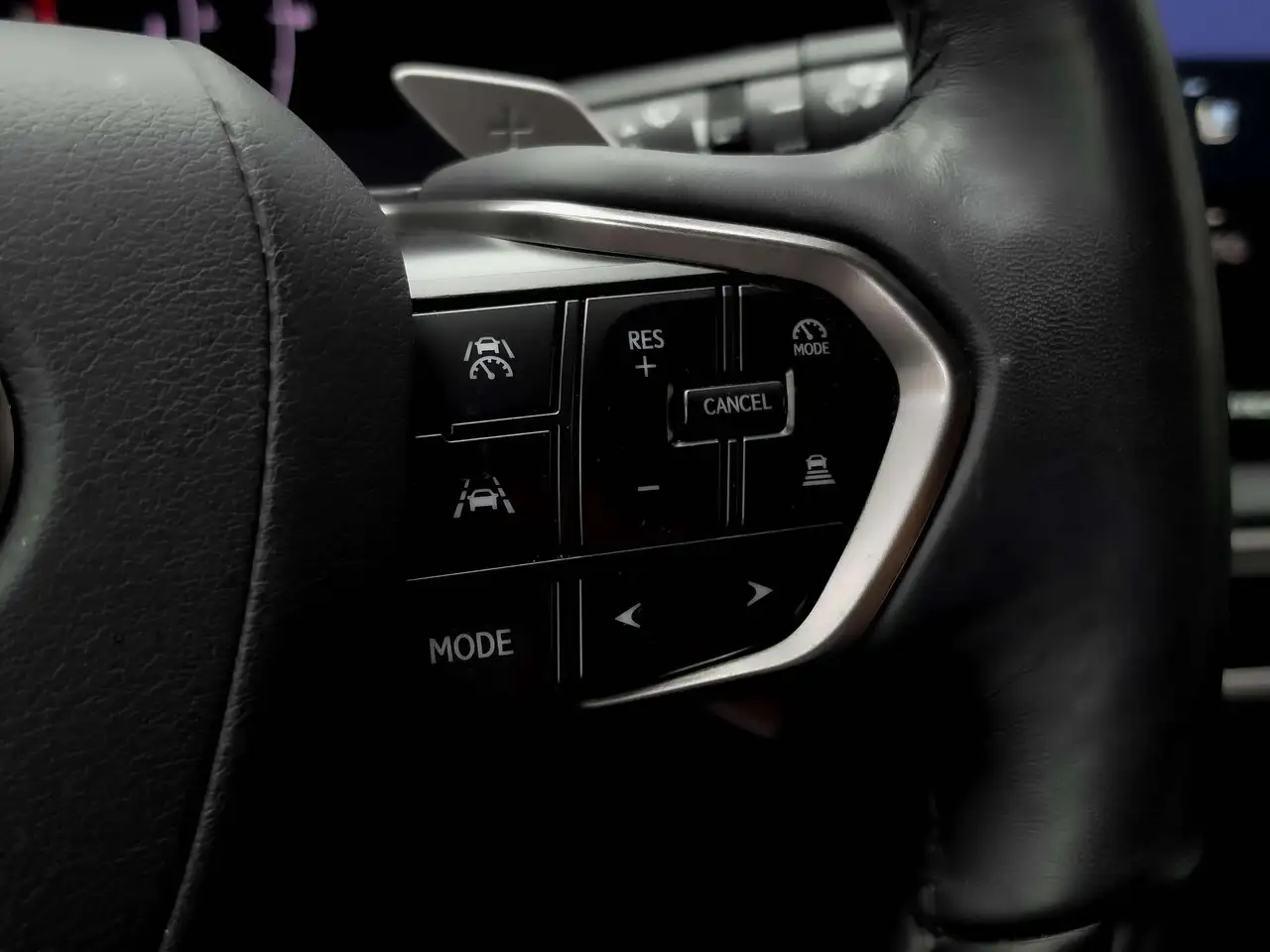 Lexus RX - Image 21