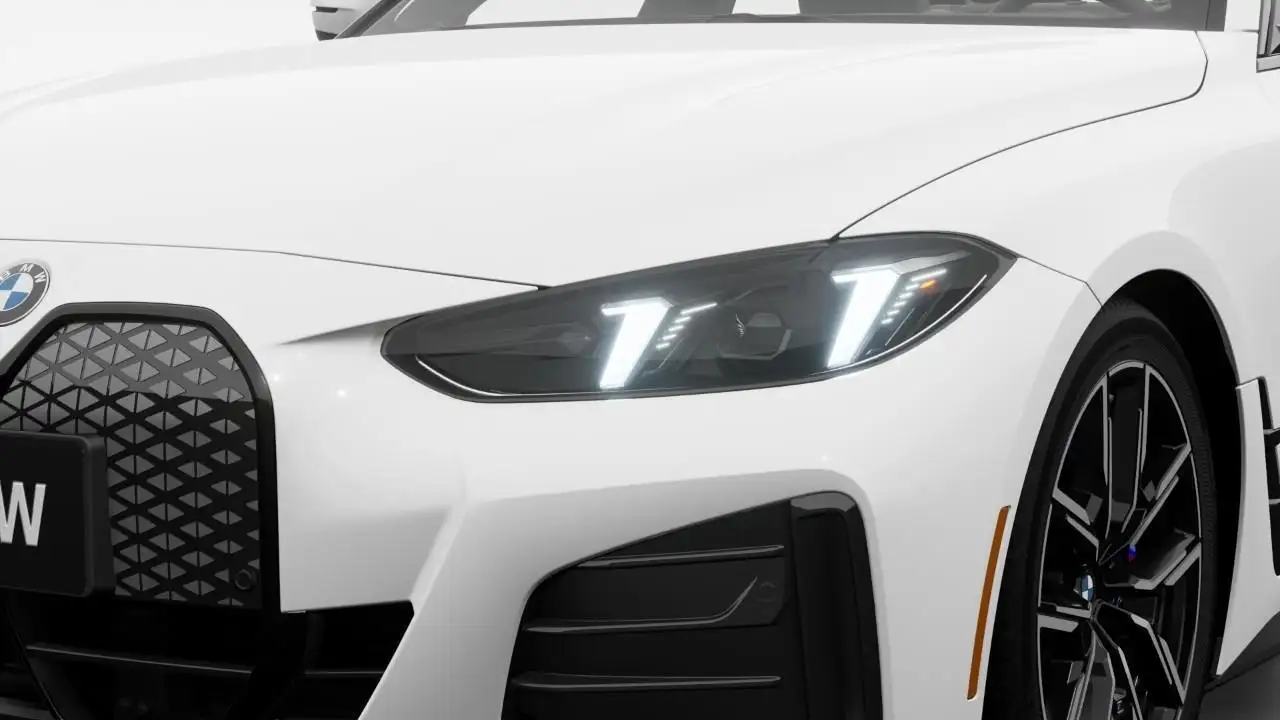 BMW i4 - Image 6