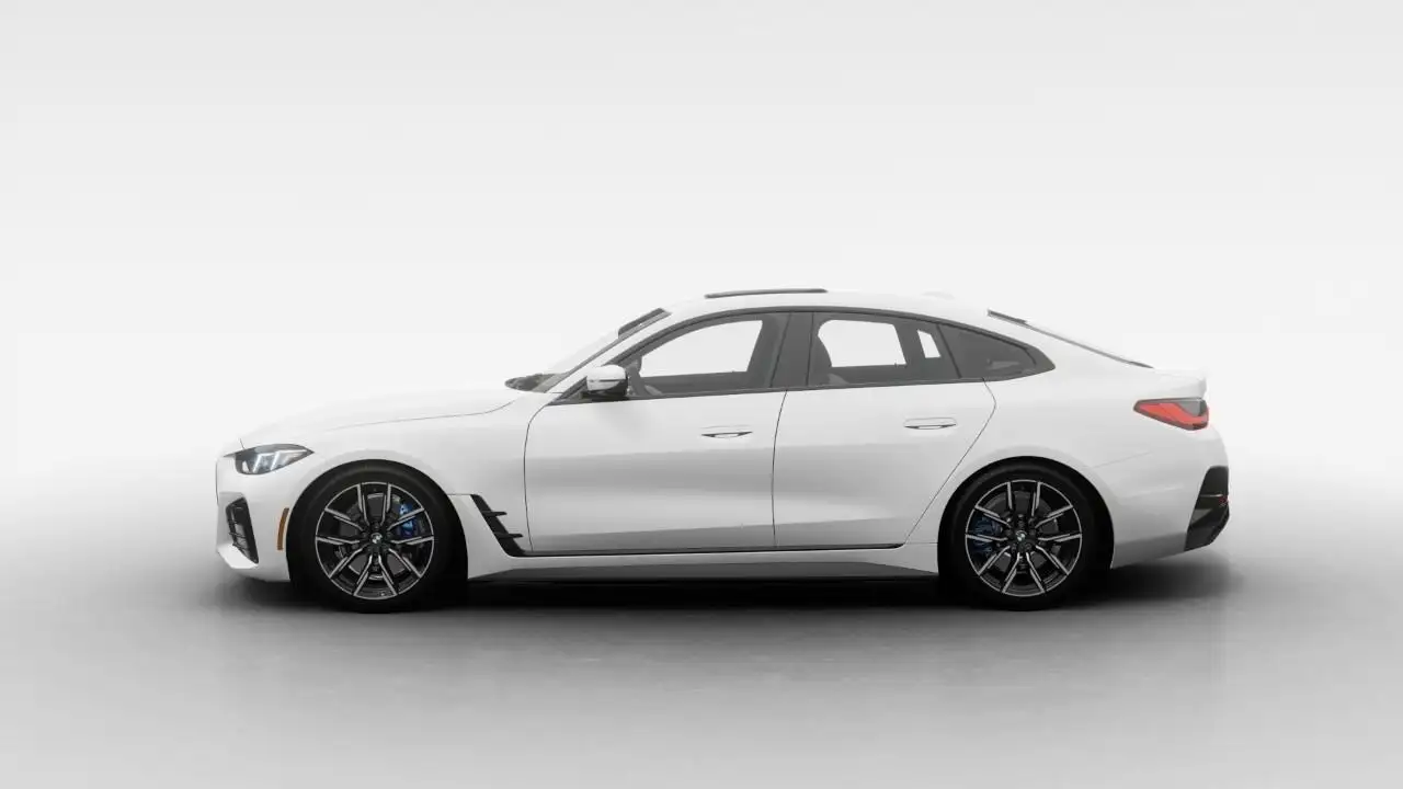 BMW i4 - Image 4