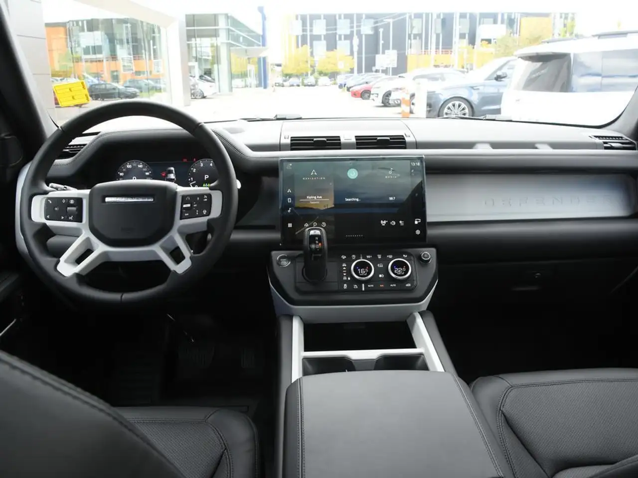 Land Rover Defender - Image 25