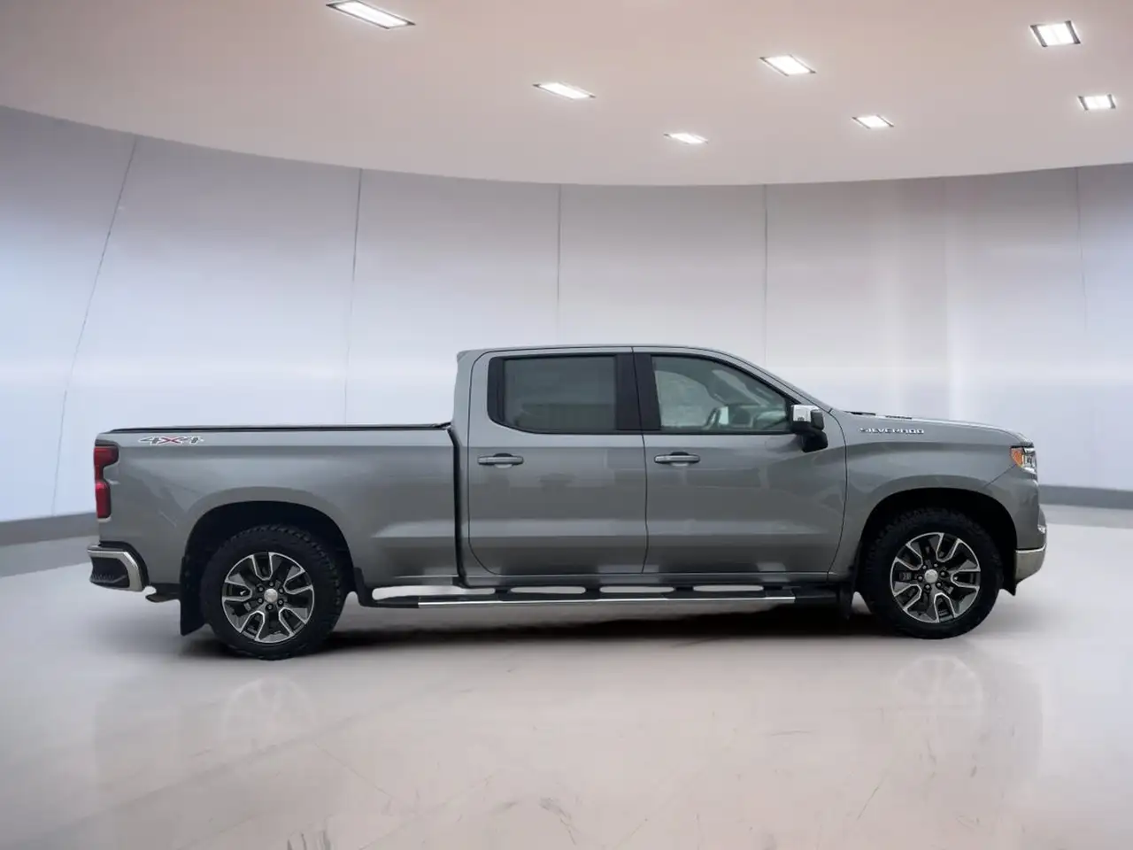 Chevrolet Silverado 1500 - Image 5