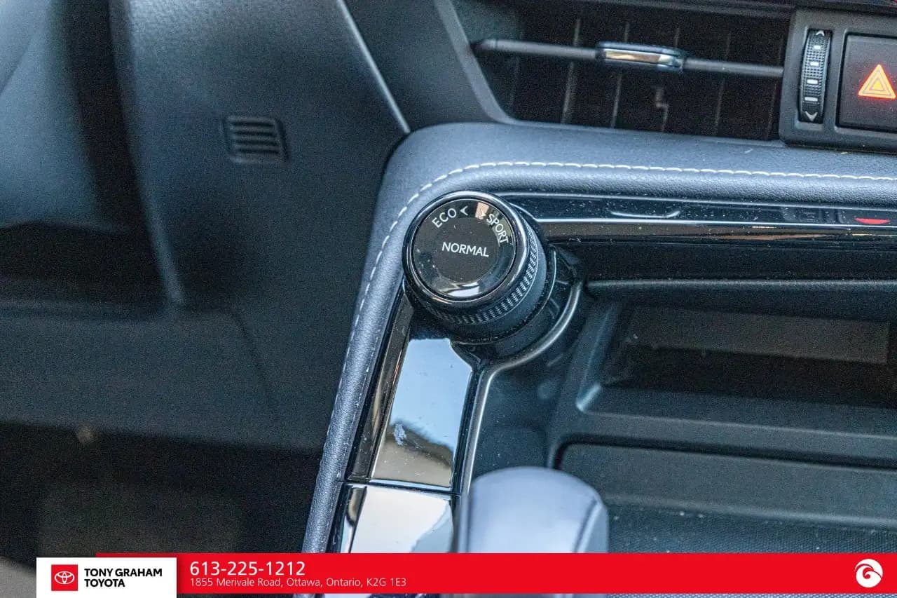Lexus NX - Image 18