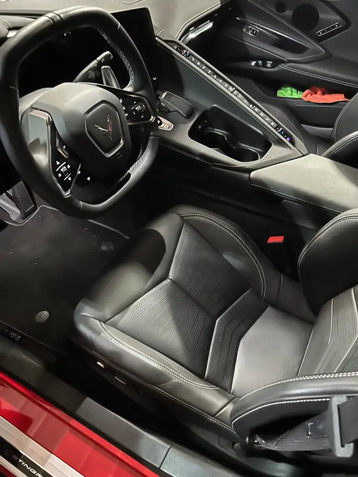 Chevrolet Corvette - Image 3