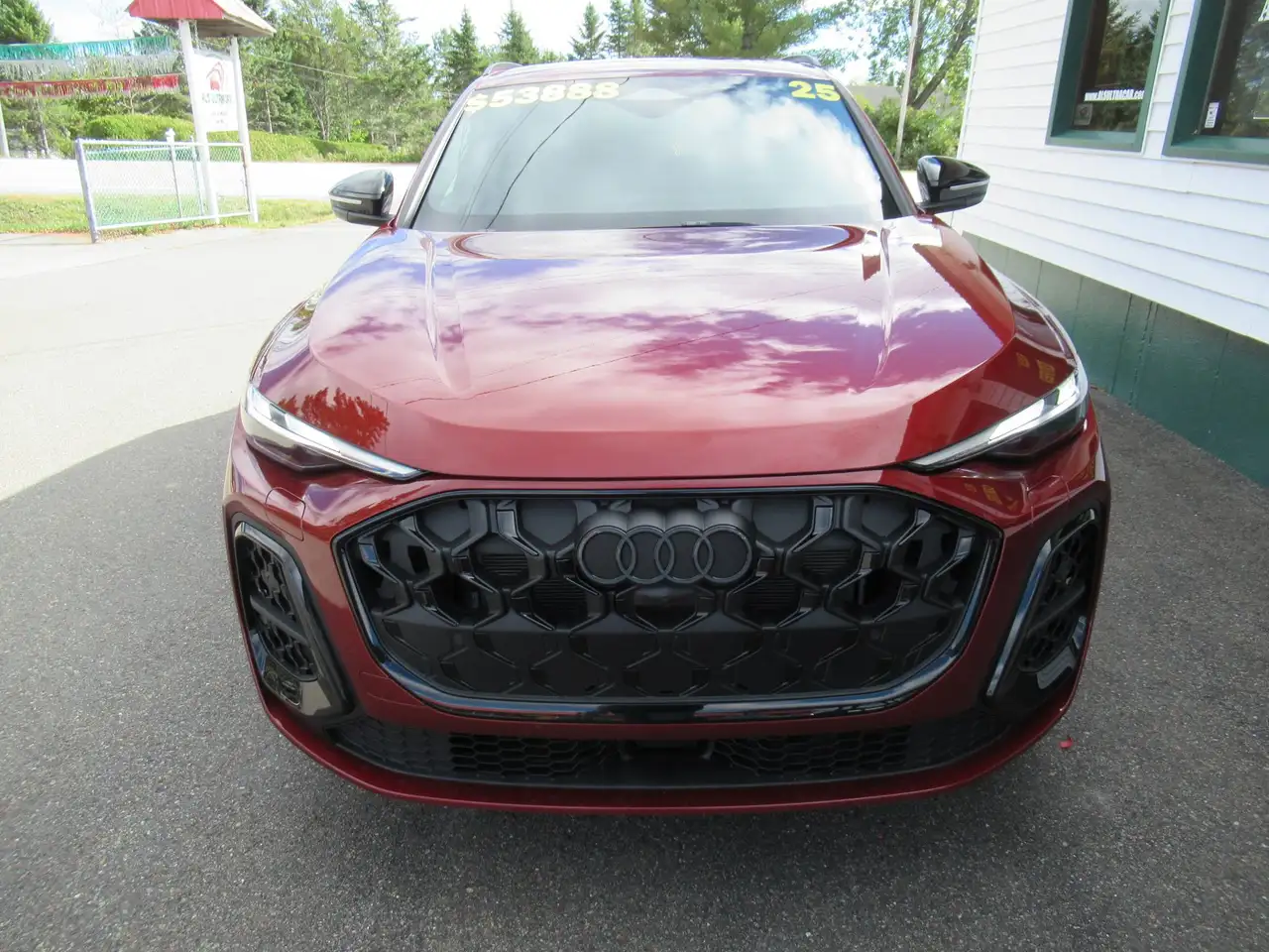 Audi Q5 - Image 2