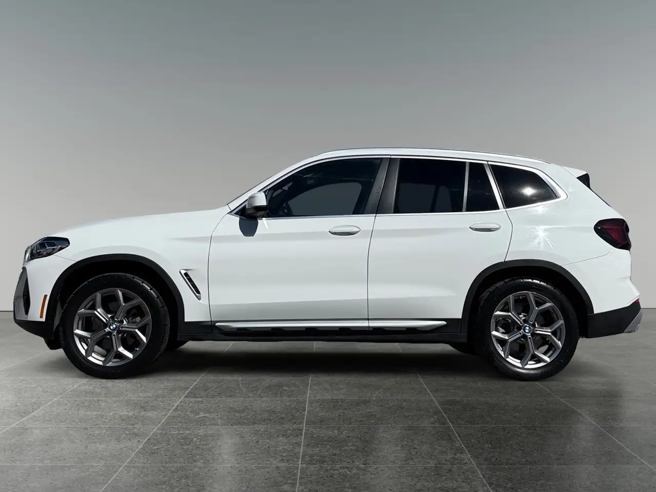 BMW X3 - Image 2