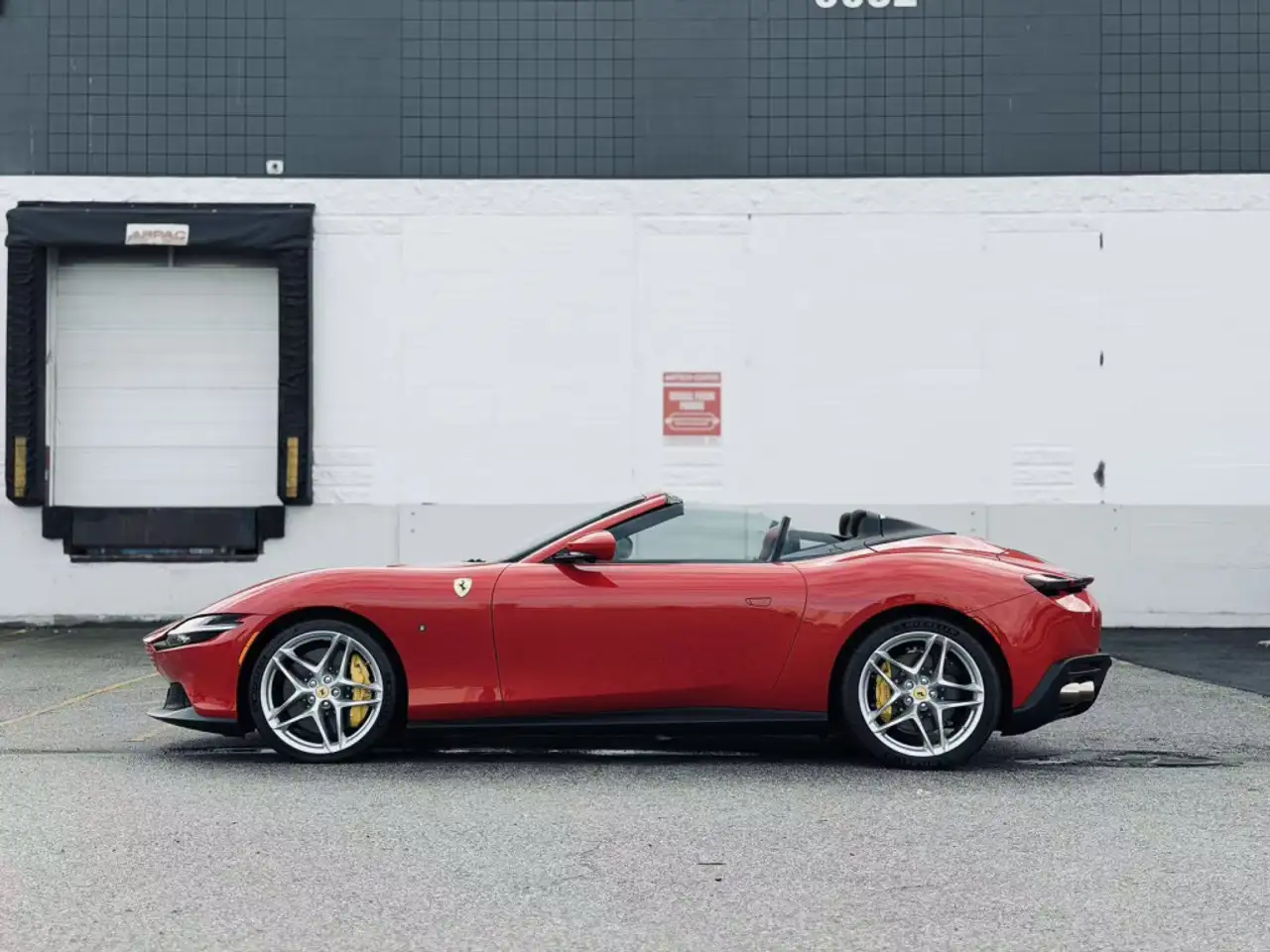 Ferrari Roma - Image 3
