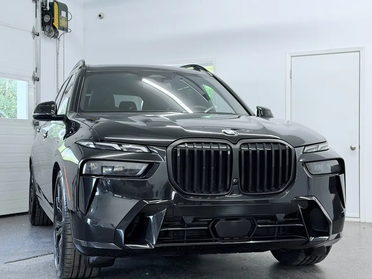BMW X7 - Image 8