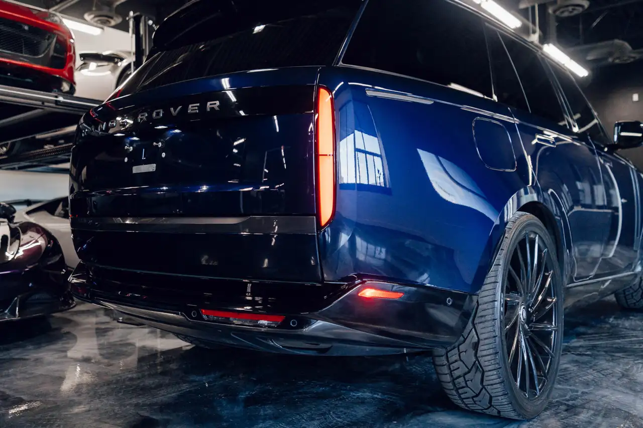 Land Rover Range Rover - Image 9