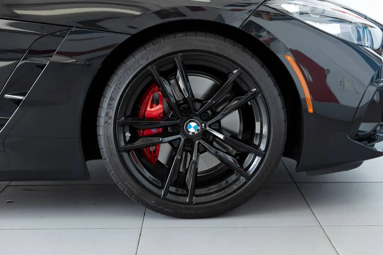BMW Z4 - Image 16
