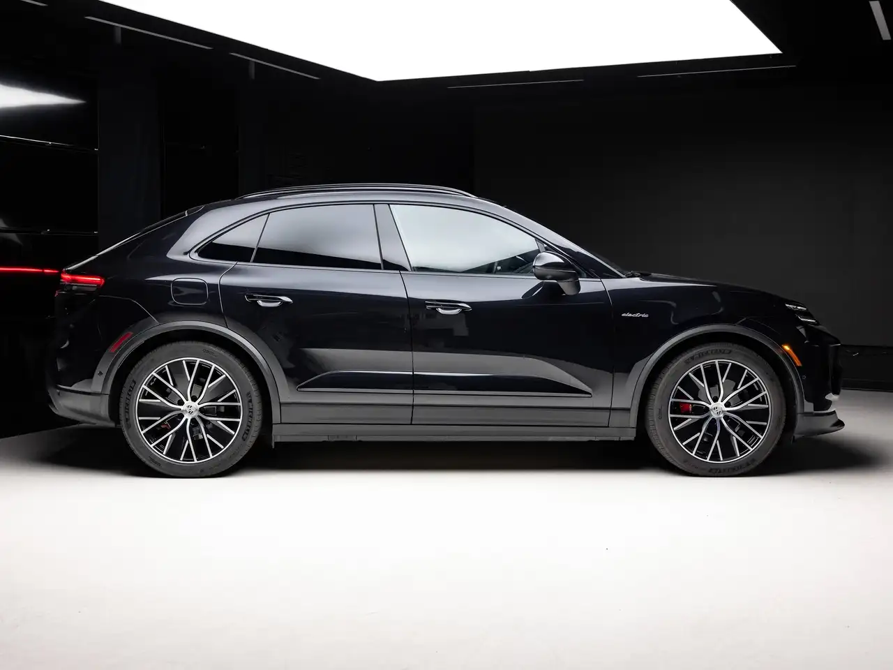 Porsche Macan - Image 4