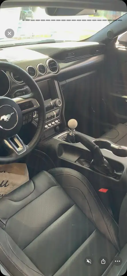 Ford Mustang - Image 6