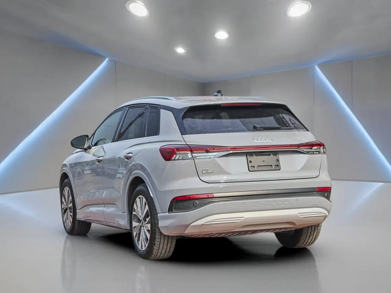 Audi Q4 e-tron - Image 8