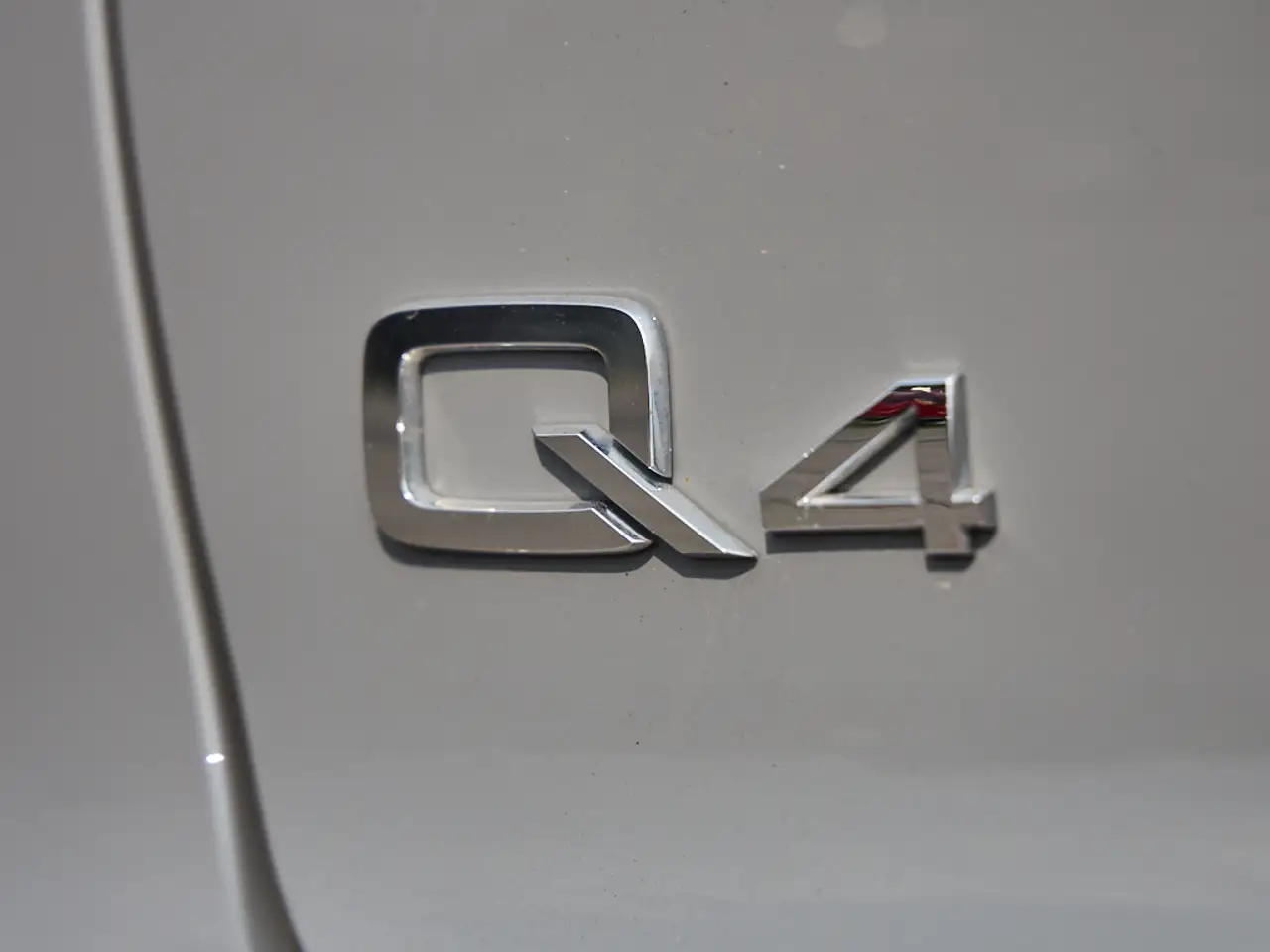 Audi Q4 e-tron - Image 11