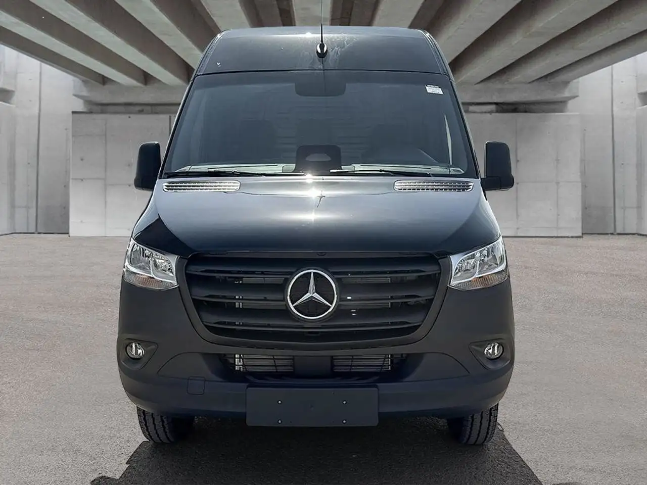 Mercedes-Benz Sprinter - Image 8