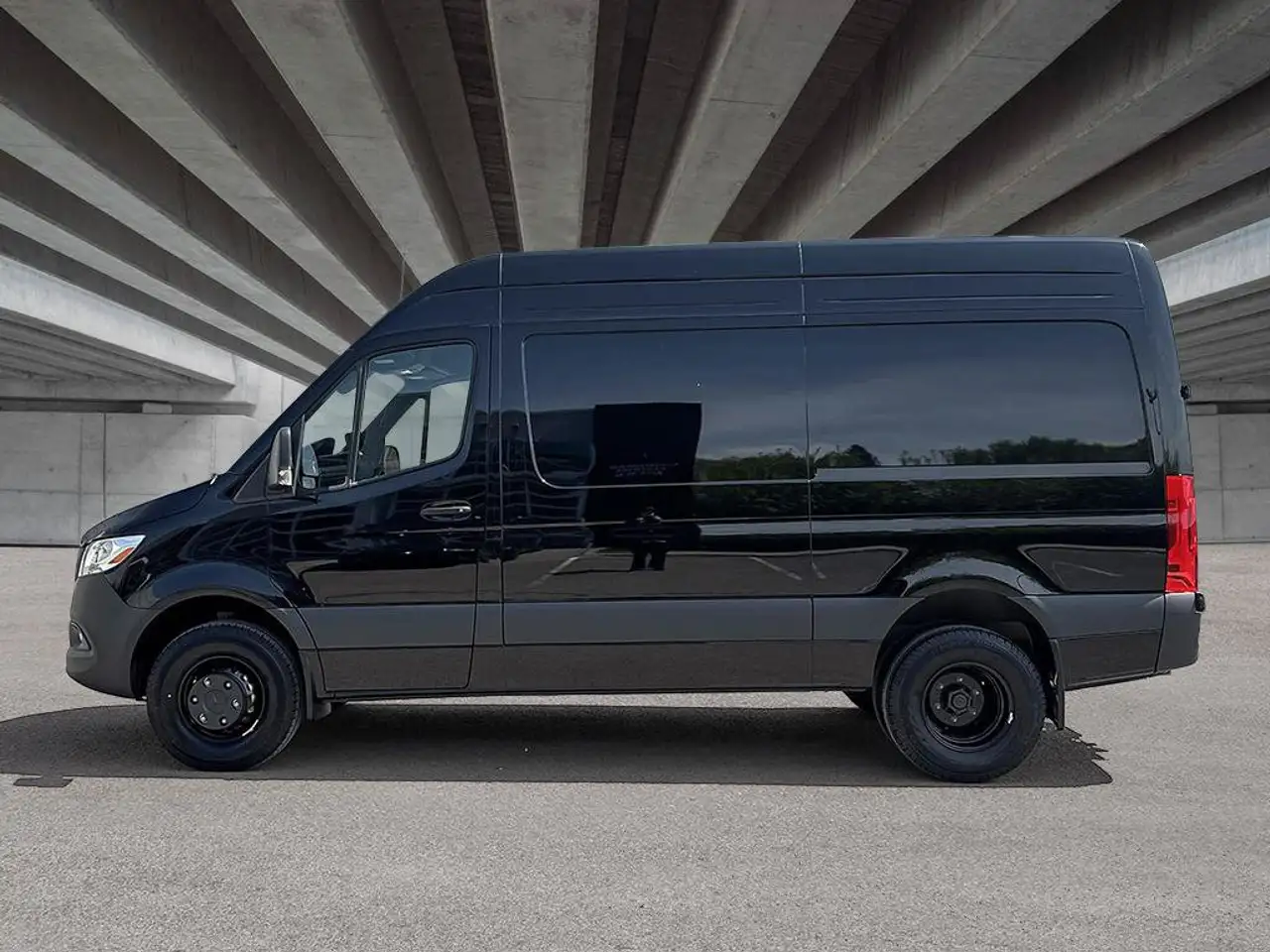 Mercedes-Benz Sprinter - Image 2