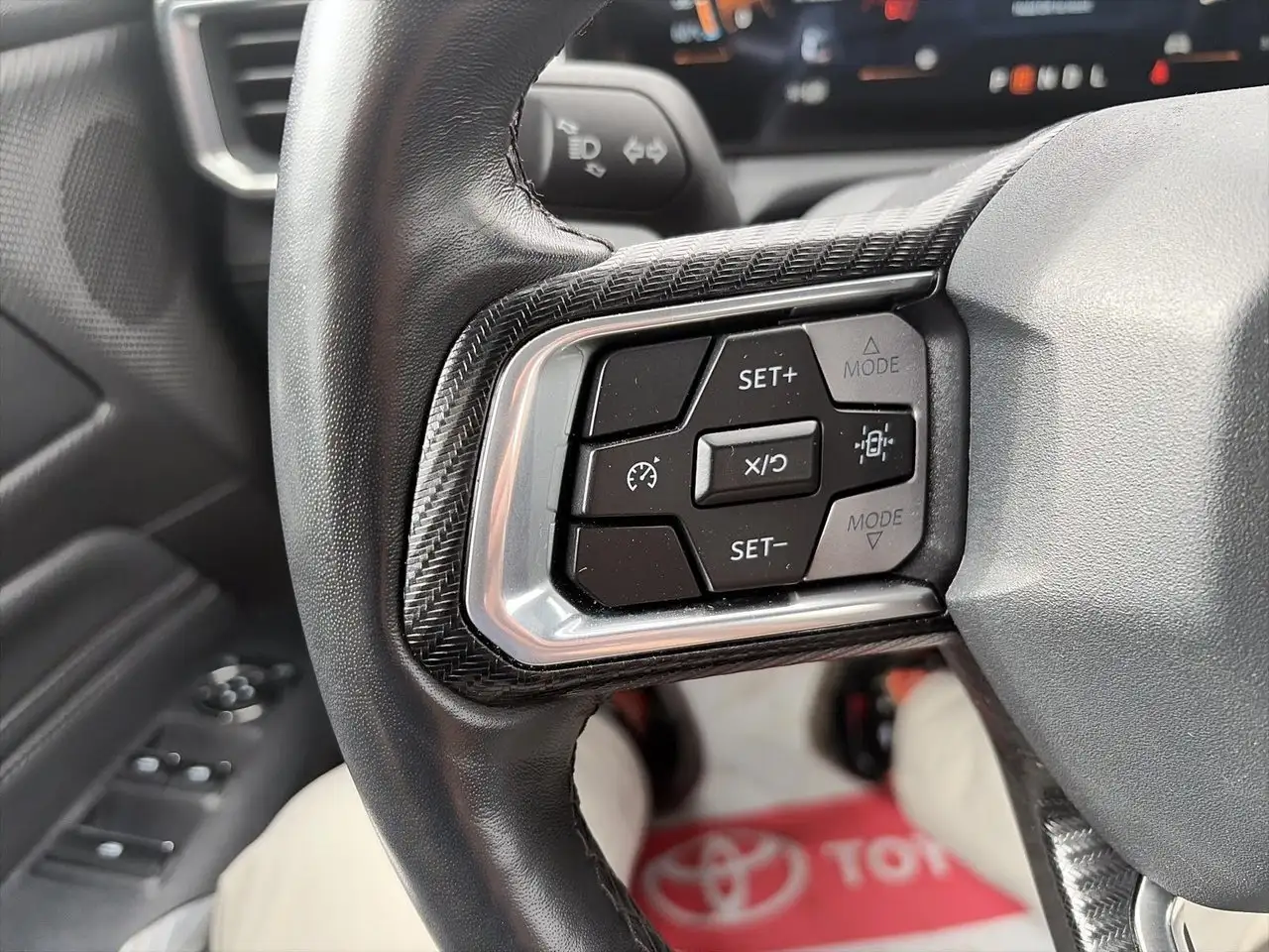 Ford Mustang - Image 17