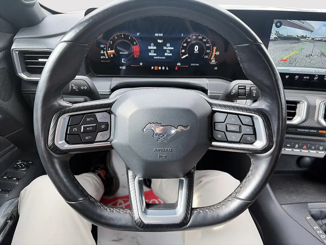 Ford Mustang - Image 16