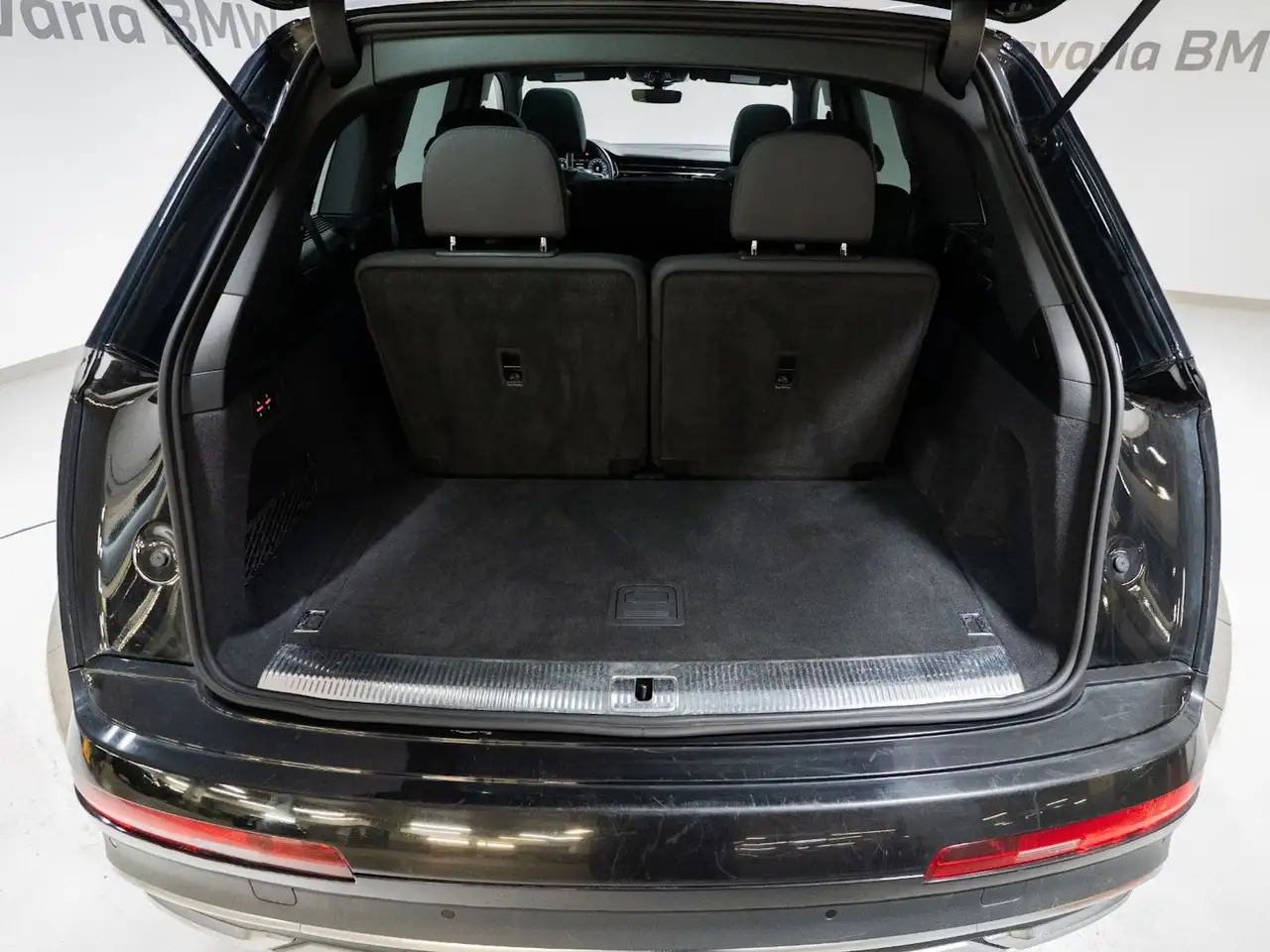 Audi Q7 - Image 31