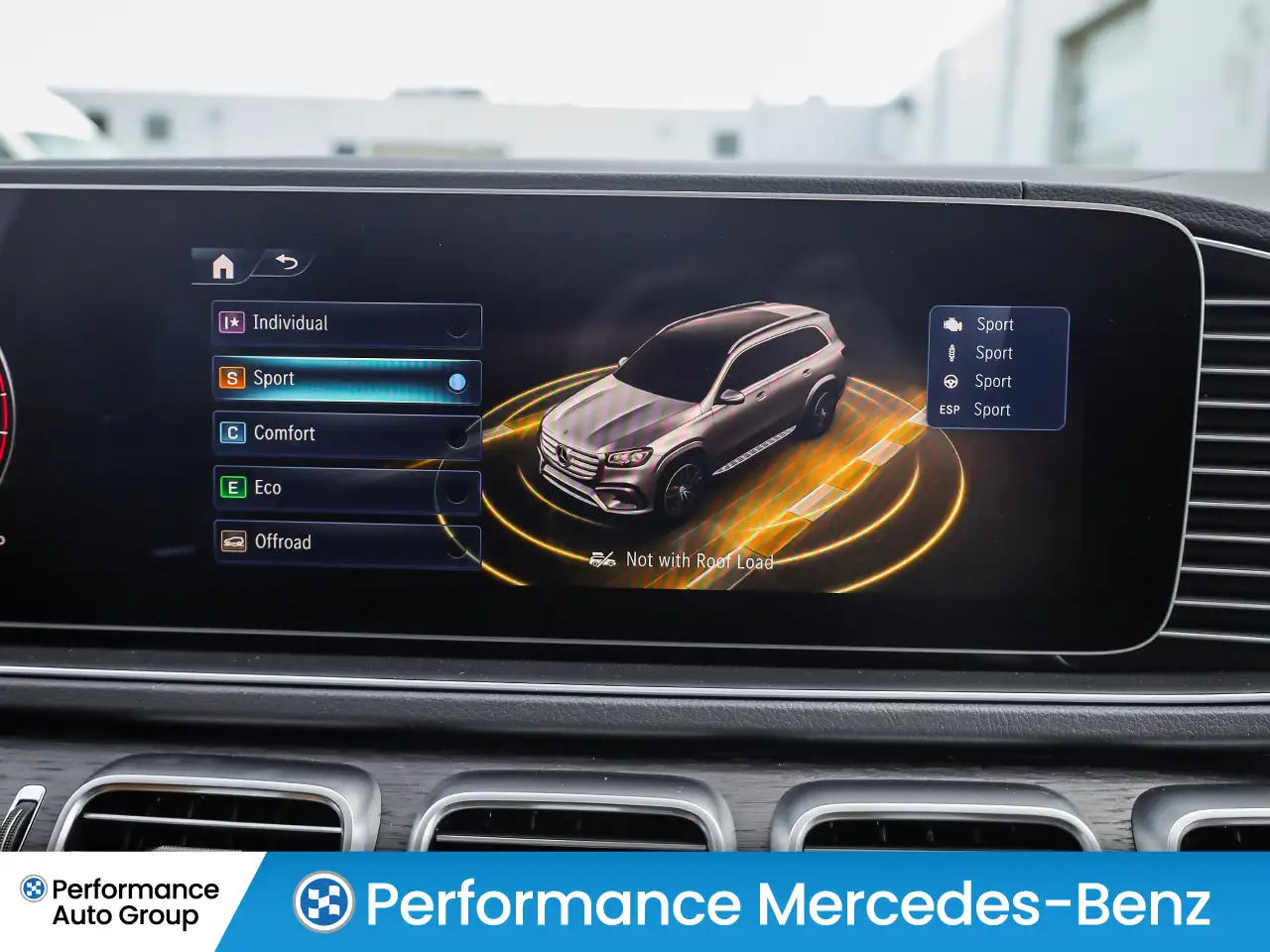 Mercedes-Benz GLS - Image 28