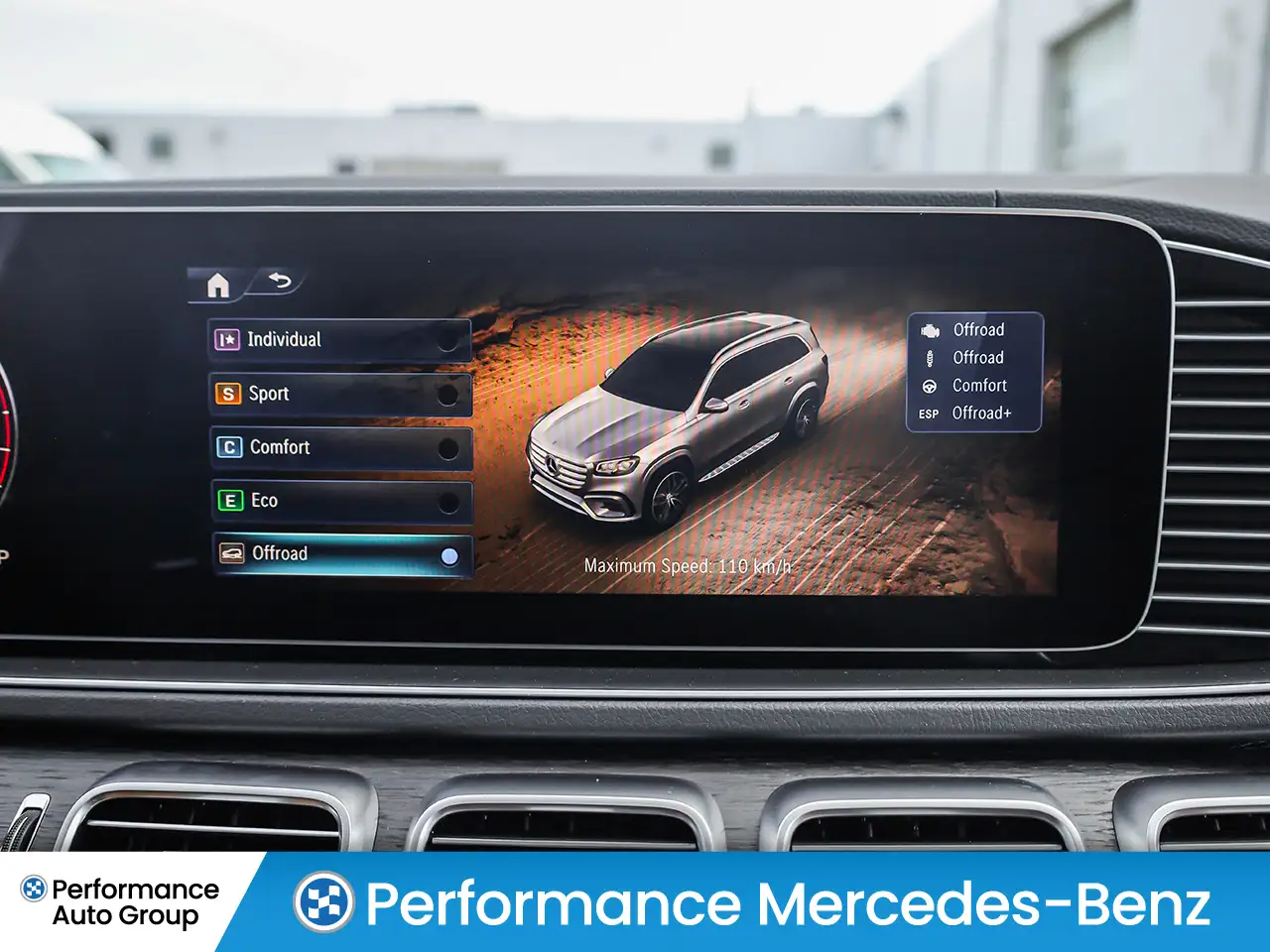 Mercedes-Benz GLS - Image 26