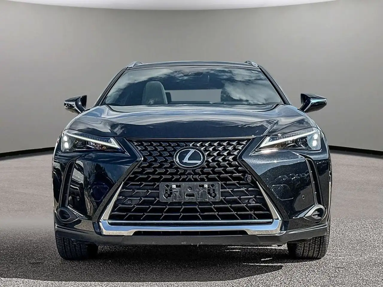 Lexus UX - Image 2