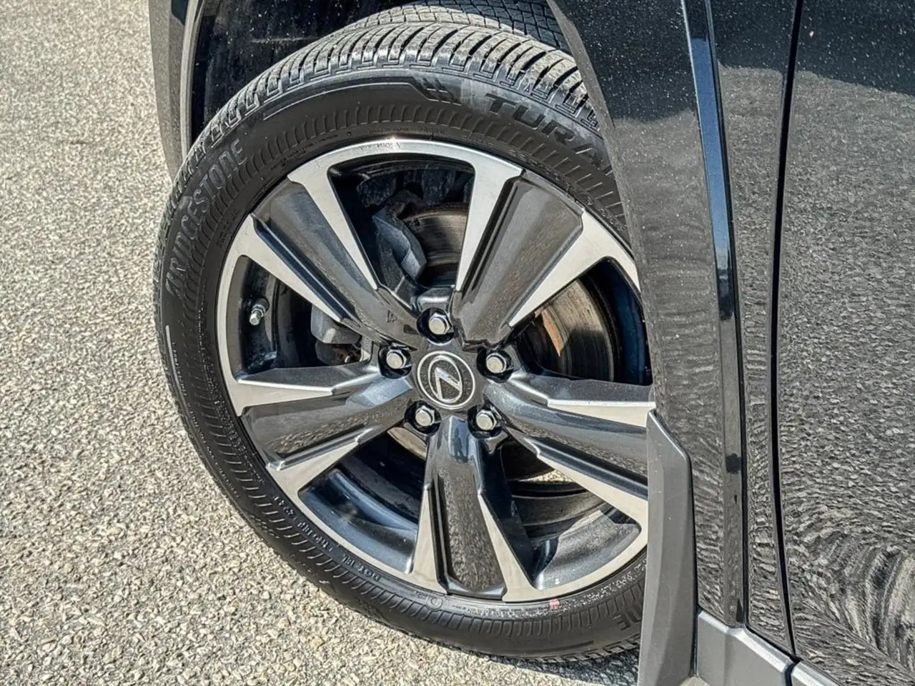 Lexus UX - Image 8