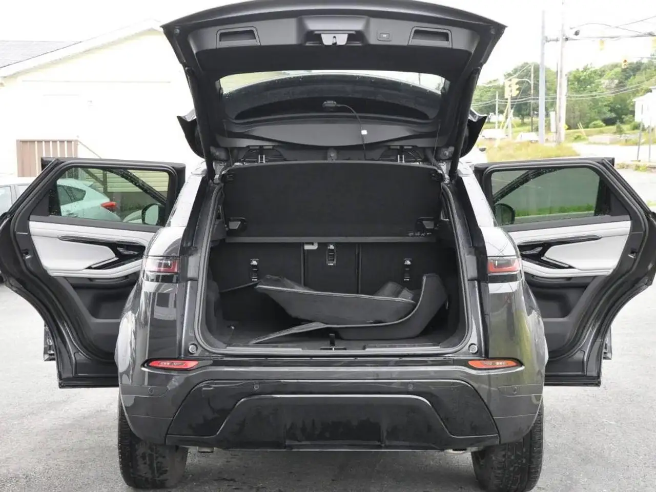 Land Rover Range Rover Evoque - Image 12