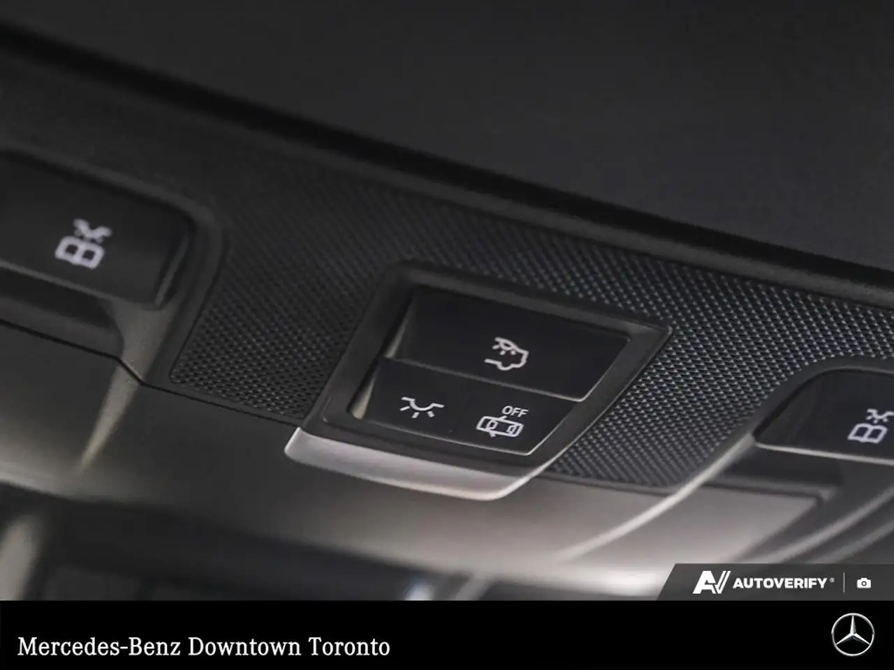 Mercedes-Benz E-Class - Image 17