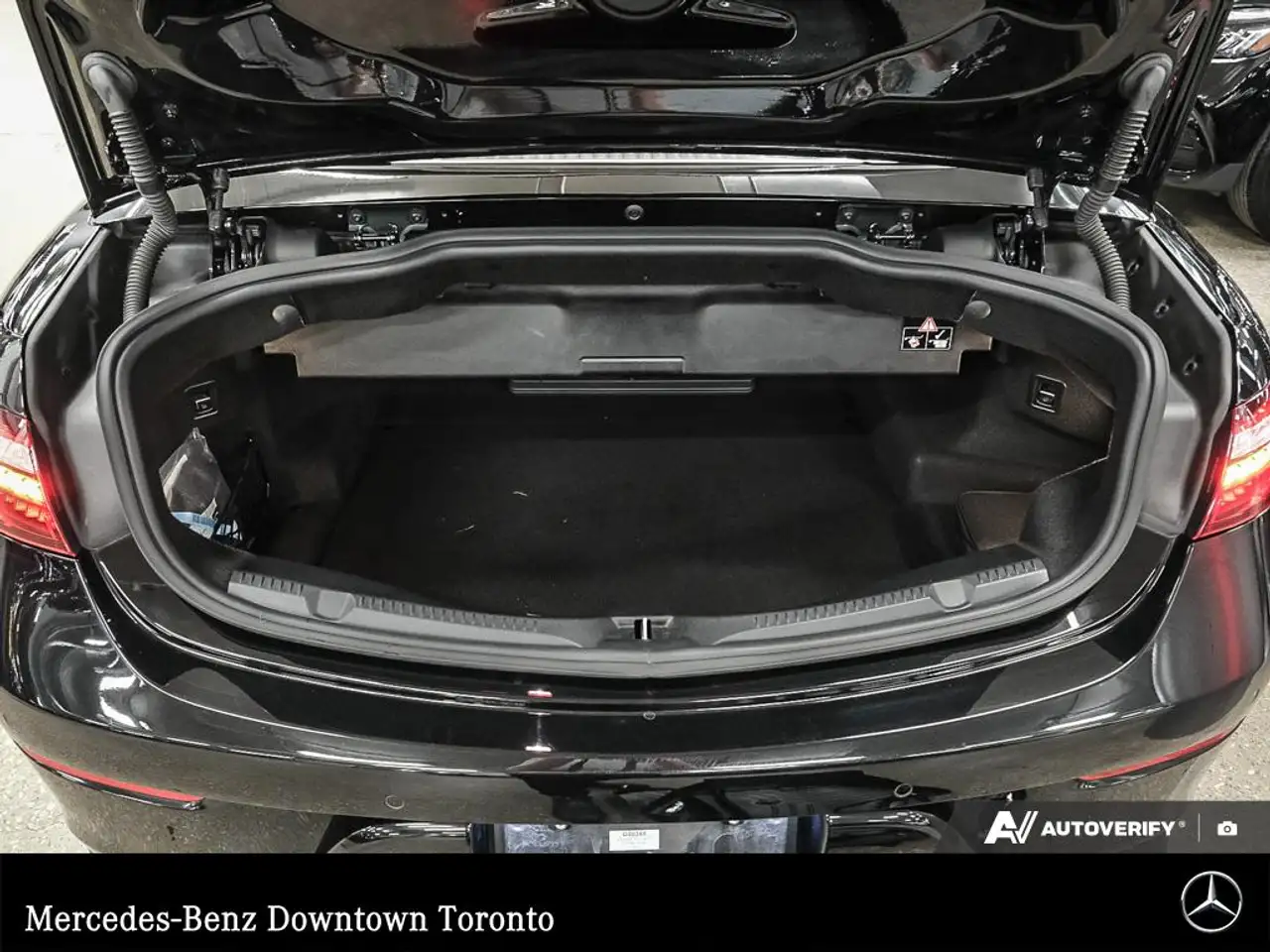 Mercedes-Benz E-Class - Image 6
