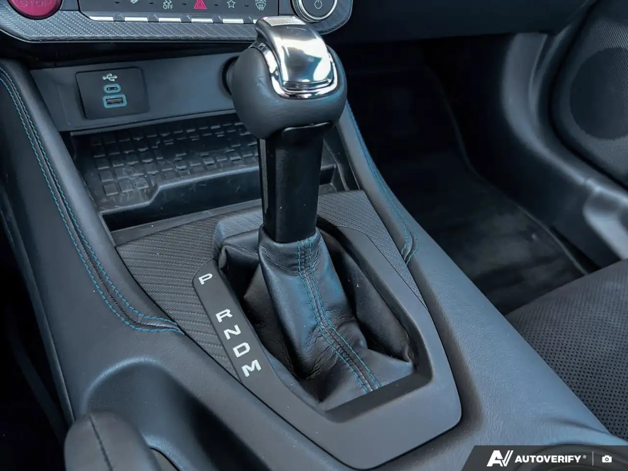 Ford Mustang - Image 20