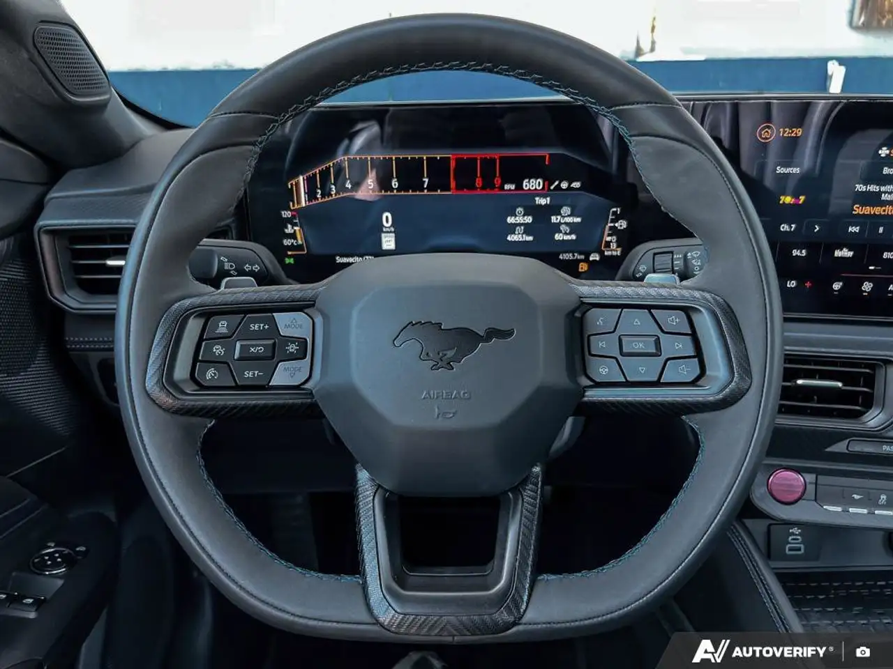 Ford Mustang - Image 16