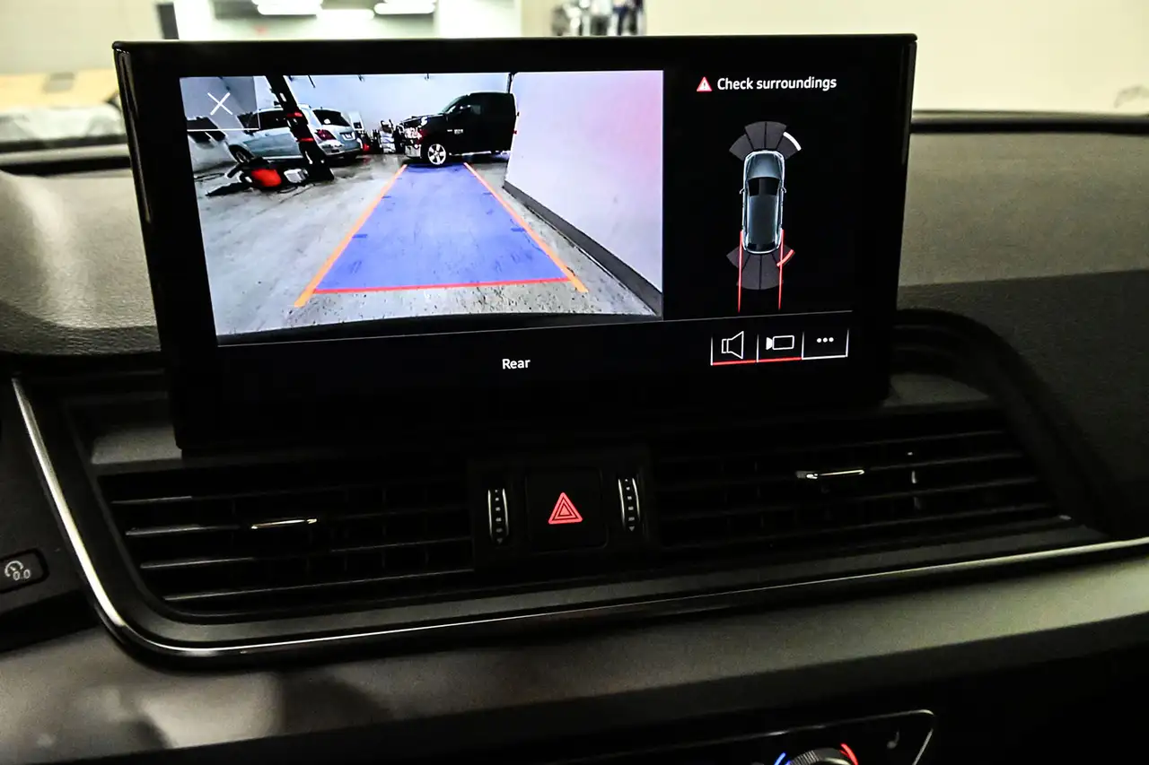 Audi Q5 - Image 21