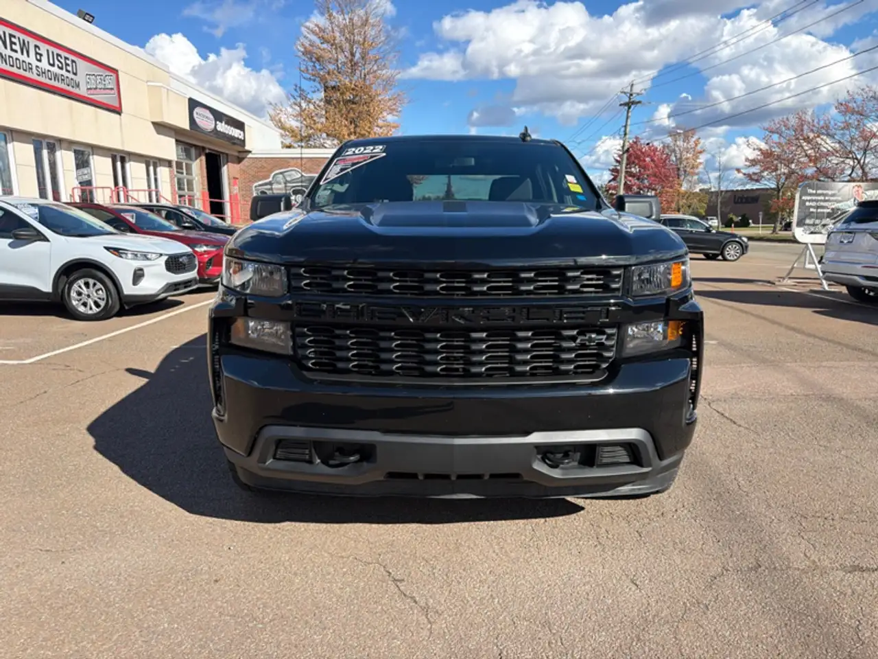 Chevrolet Silverado 1500 - Image 2
