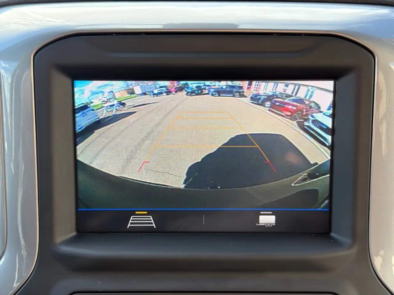 Chevrolet Silverado 1500 - Image 20