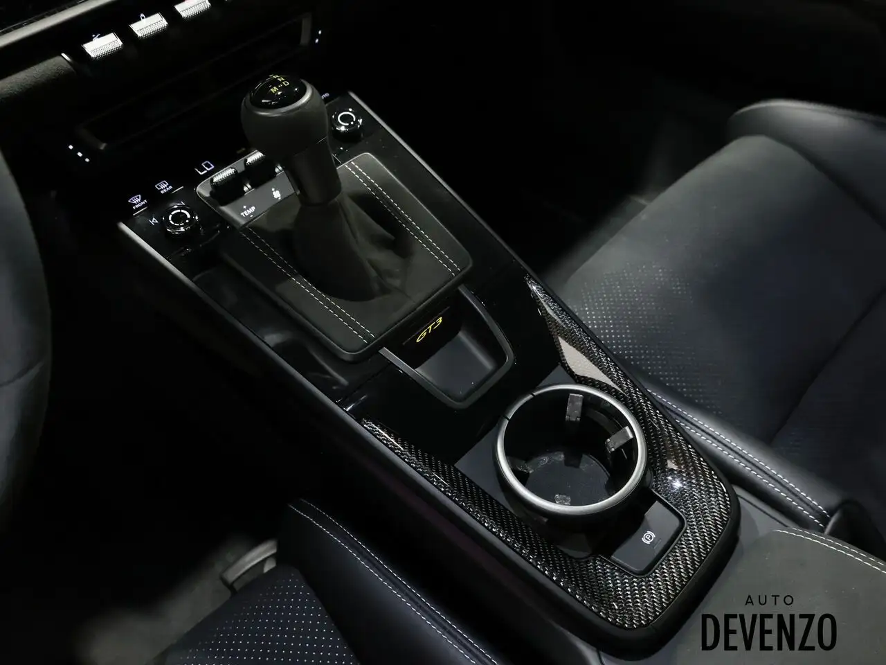 Porsche 911 - Image 14