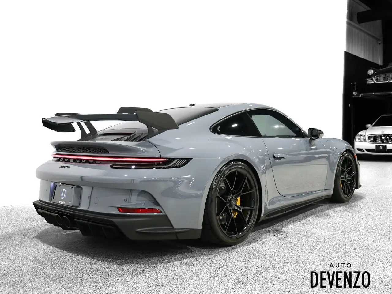 Porsche 911 - Image 3