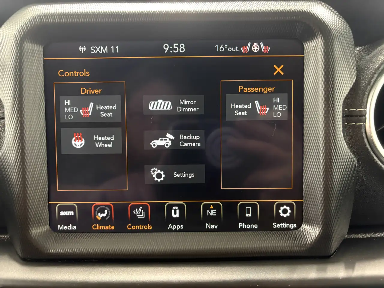 Jeep Wrangler - Image 16