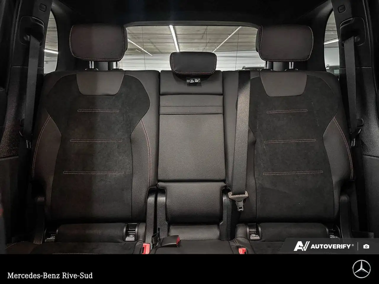 Mercedes-Benz GLB - Image 13