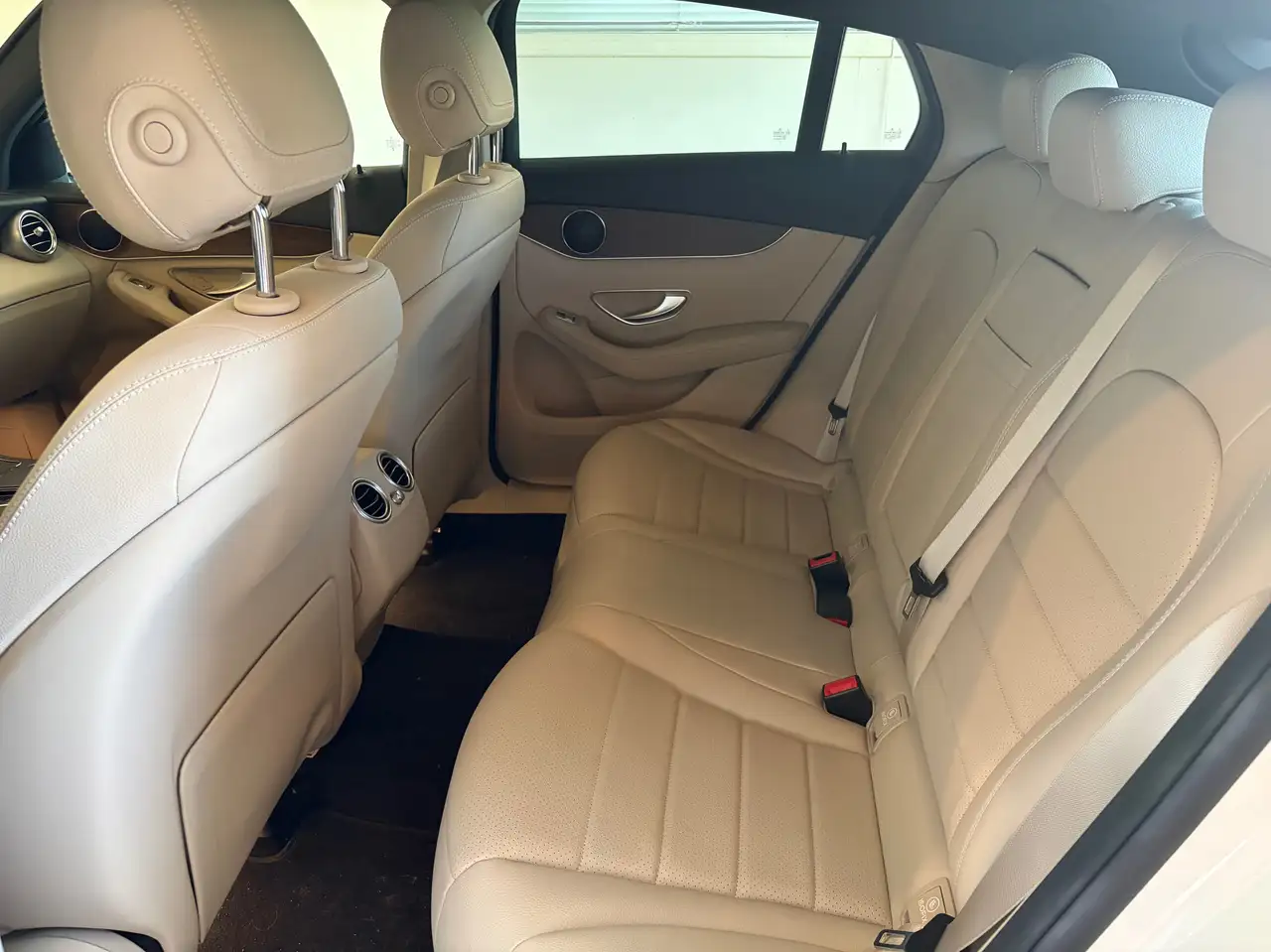 Mercedes-Benz GLC - Image 4