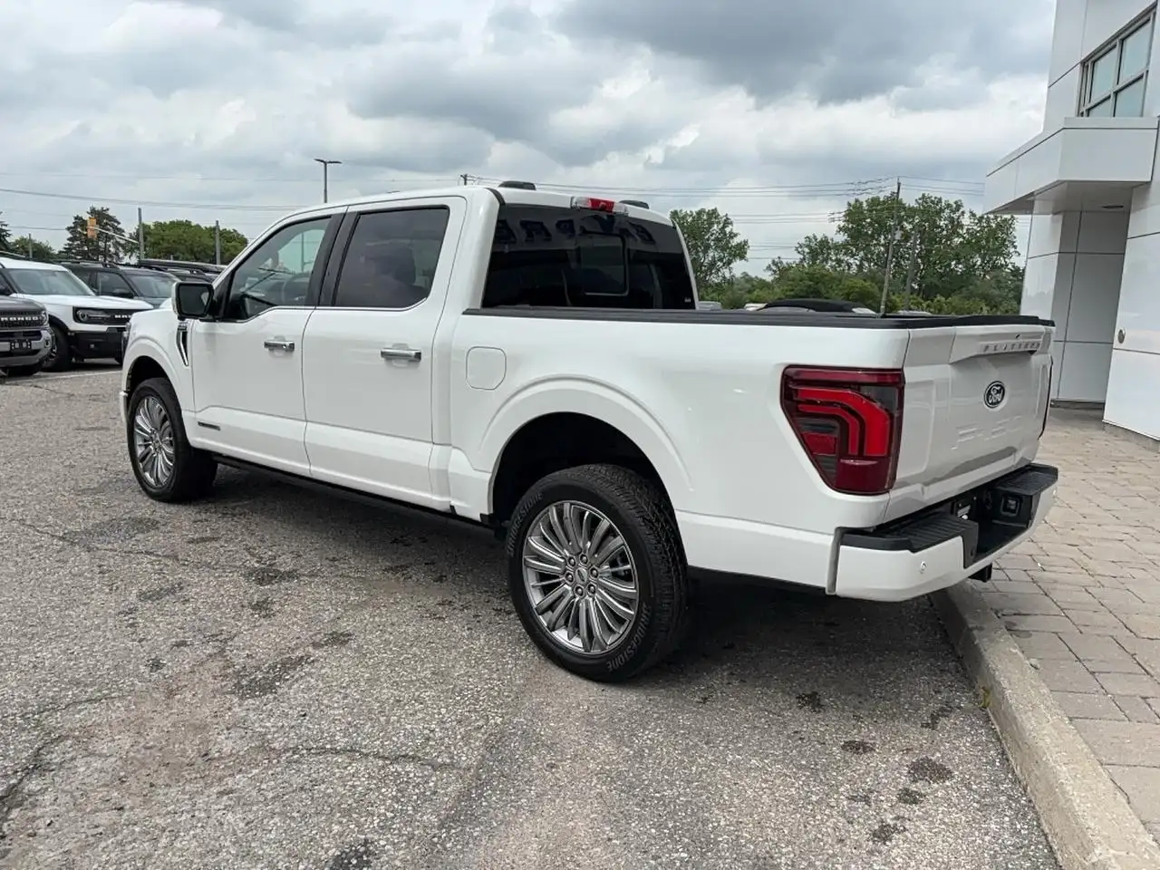 Ford F-150 - Image 8
