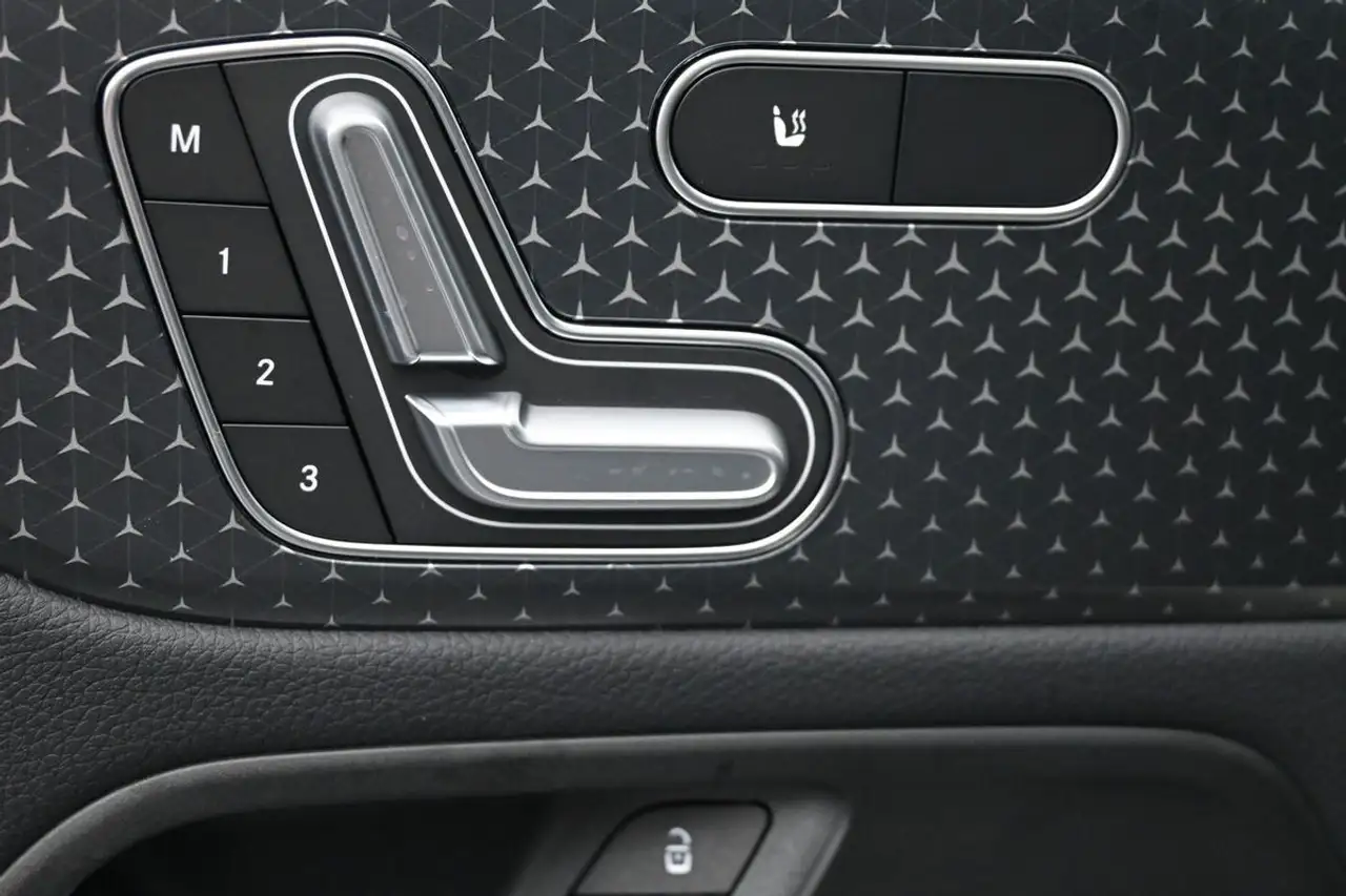 Mercedes-Benz GLA - Image 14