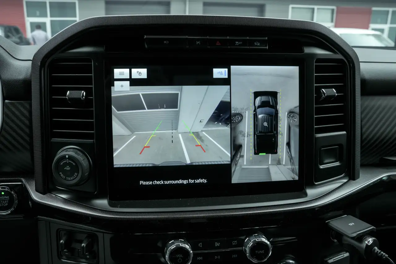 Ford F-150 - Image 18