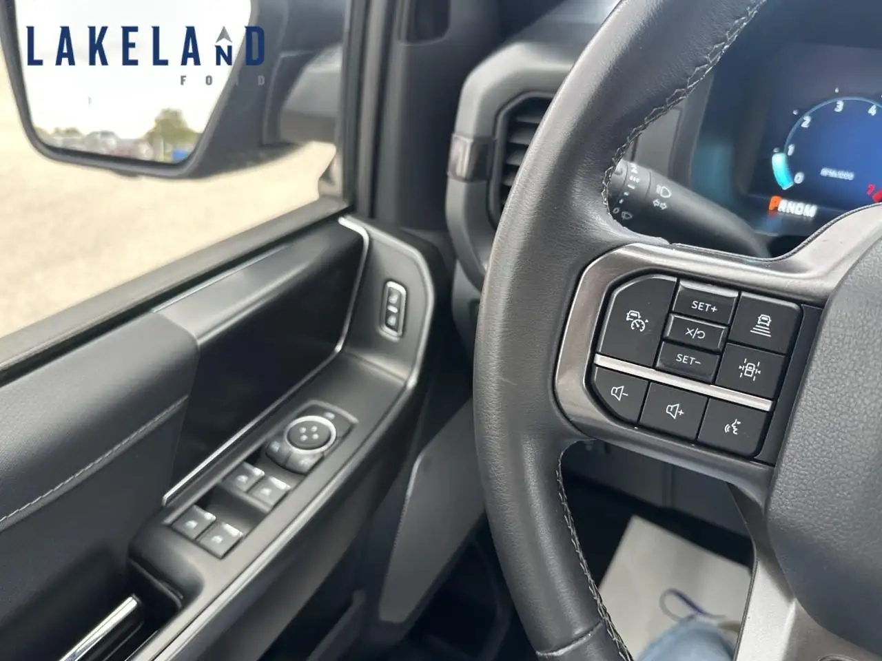 Ford F-150 - Image 17