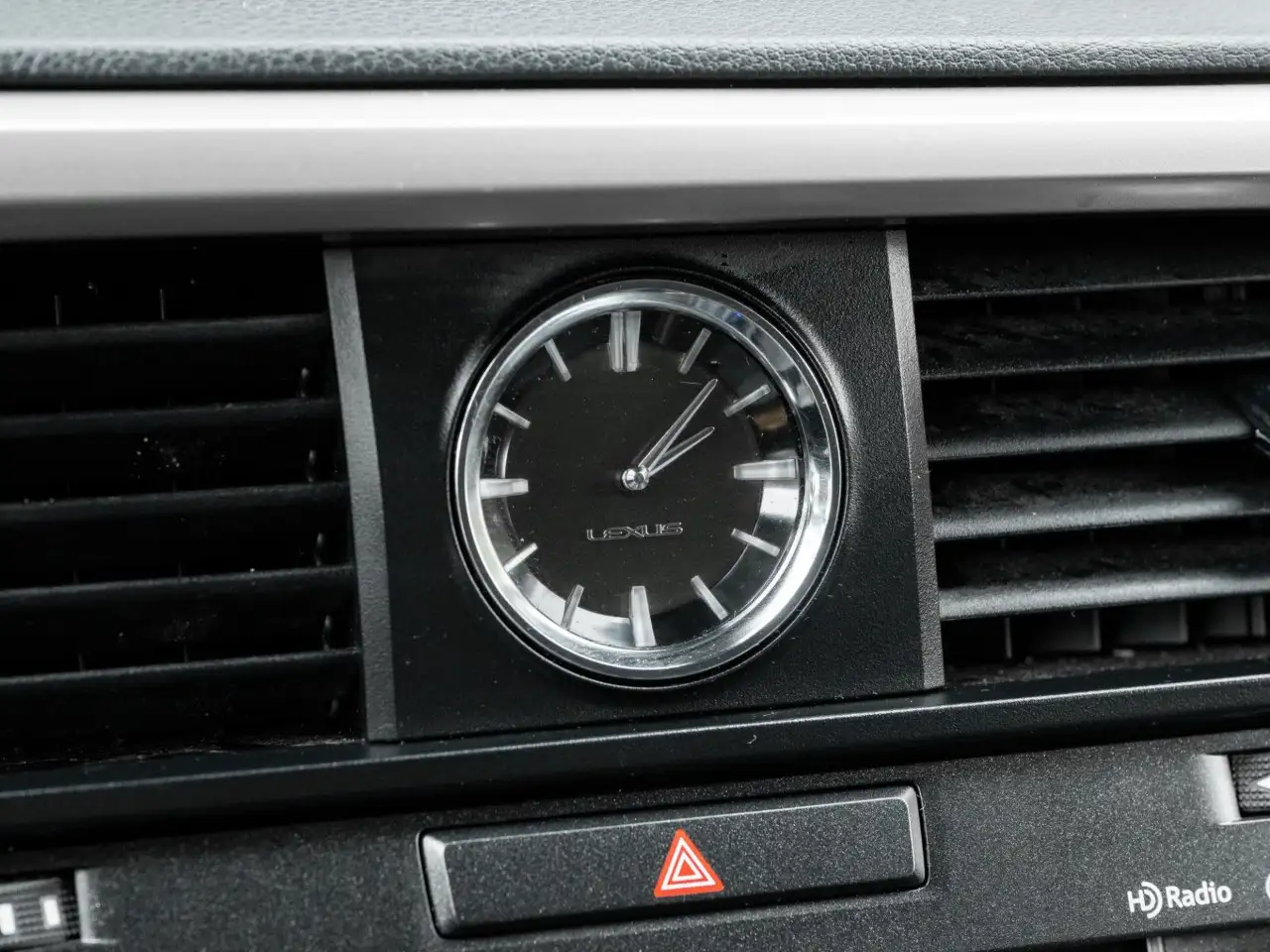 Lexus RX - Image 22