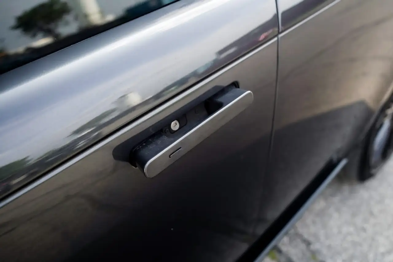 Land Rover Range Rover - Image 16